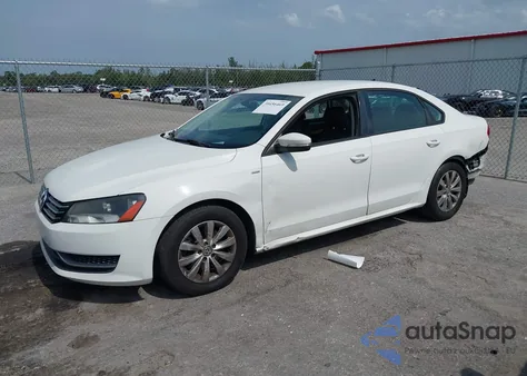 2015 Volkswagen Passat 1.8T Wolfsburg Edition from USA, damaged, VIN 1VWAS7A38FC019092